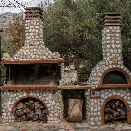 Laconian Collection Voukamvilia Areopoli